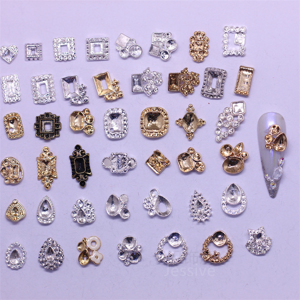 mixed metal accessory for manicure
