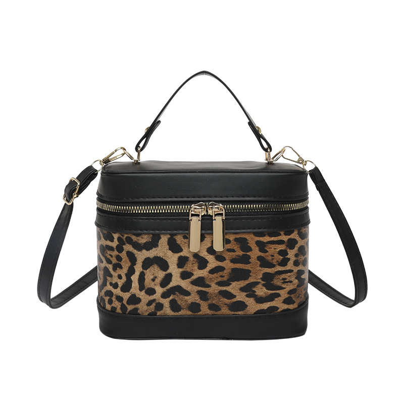 Bolso de mujer de primavera 2025, nuevo bolso popular, bolso de moda universal, bolso de hombro inclinado, bolso de caja, nicho de color