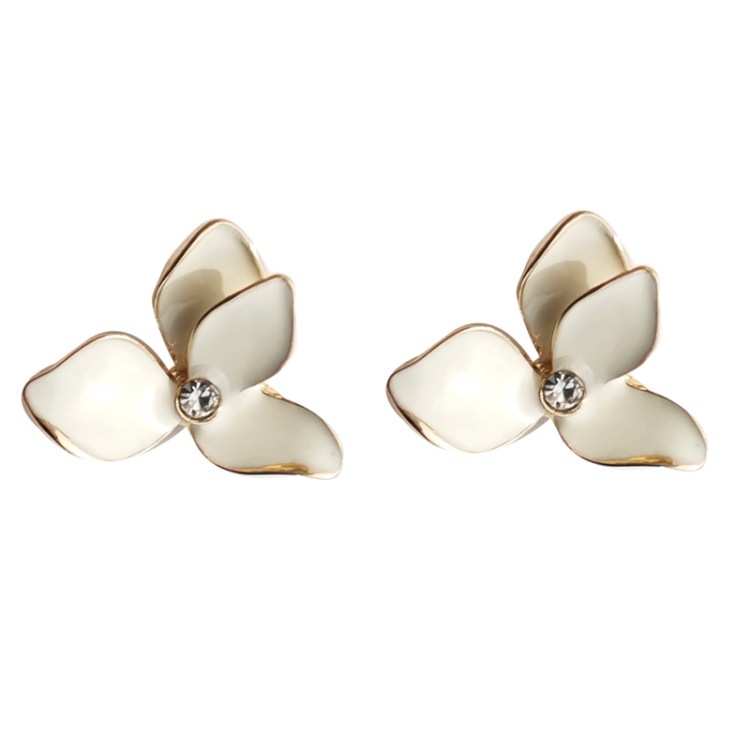 Simple Pure White Three-dimensional Oil Drop Petal Stud Earrings display picture 7