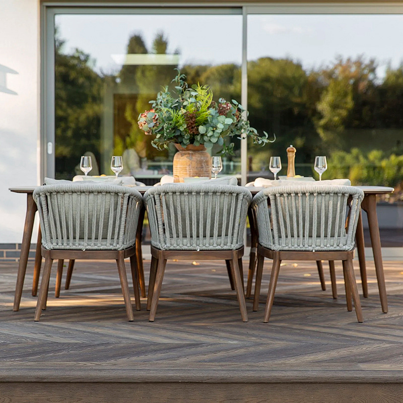 Mesa y silla de madera maciza al aire libre Jardín al aire libre Patio balcón impermeable y protección solar Hotel Villa terraza Mesa y silla de teca combinación