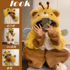 特価!! ハチ熊は秋冬の新型で、パジャマを厚くしています。
