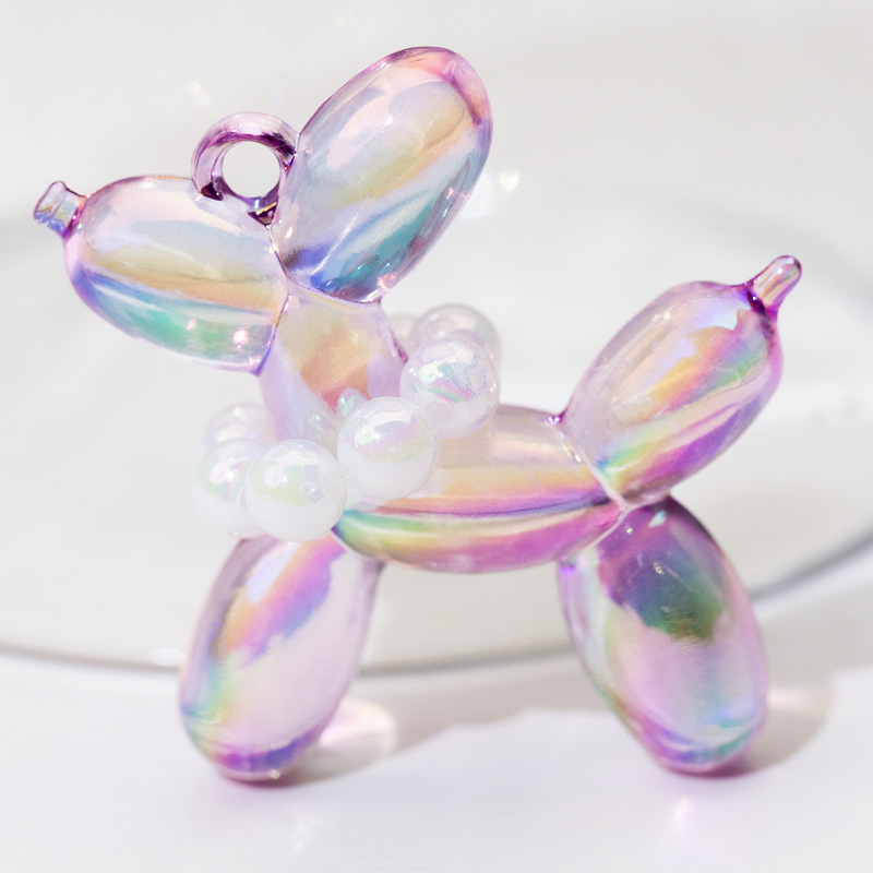 높은 투명 보라색