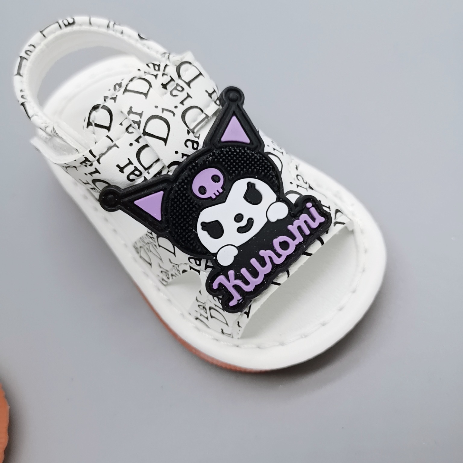 17-21 Tamaño de sandalias para bebés de 1 - 3 años llamados zapatos zapatos deportivos anti-derrapante zapatos de bebé suaves