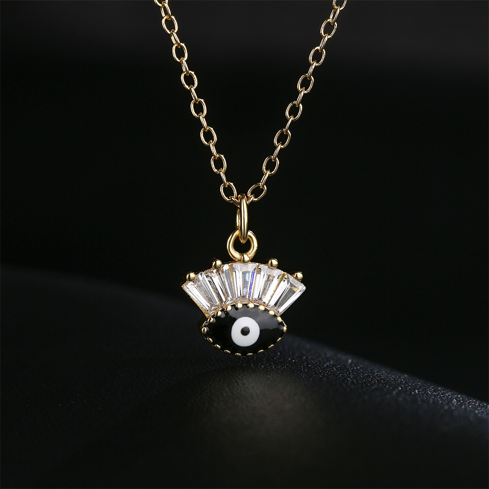 Fashion Copper Plated 18k Gold Drop Oil Zircon Eye Pendant Collarbone Chain display picture 4