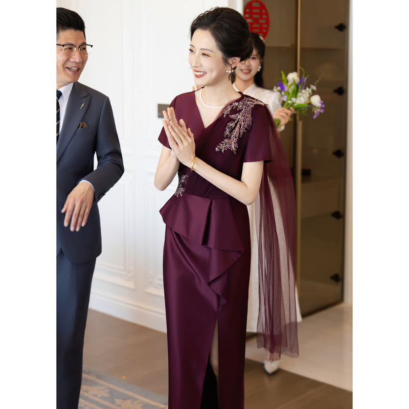 Elegant and Luxurious Wedding Banquet Dress for Mother-In-Law, High-End Young-Style Qipao Dress That Covers the Belly, Long Plus-Size Dress Elegant and Luxurious Wedding Banquet Dress for Mother-In-Law, High-End Young-Style Qipao Dress That Covers the Belly, Long Plus-Size Dress