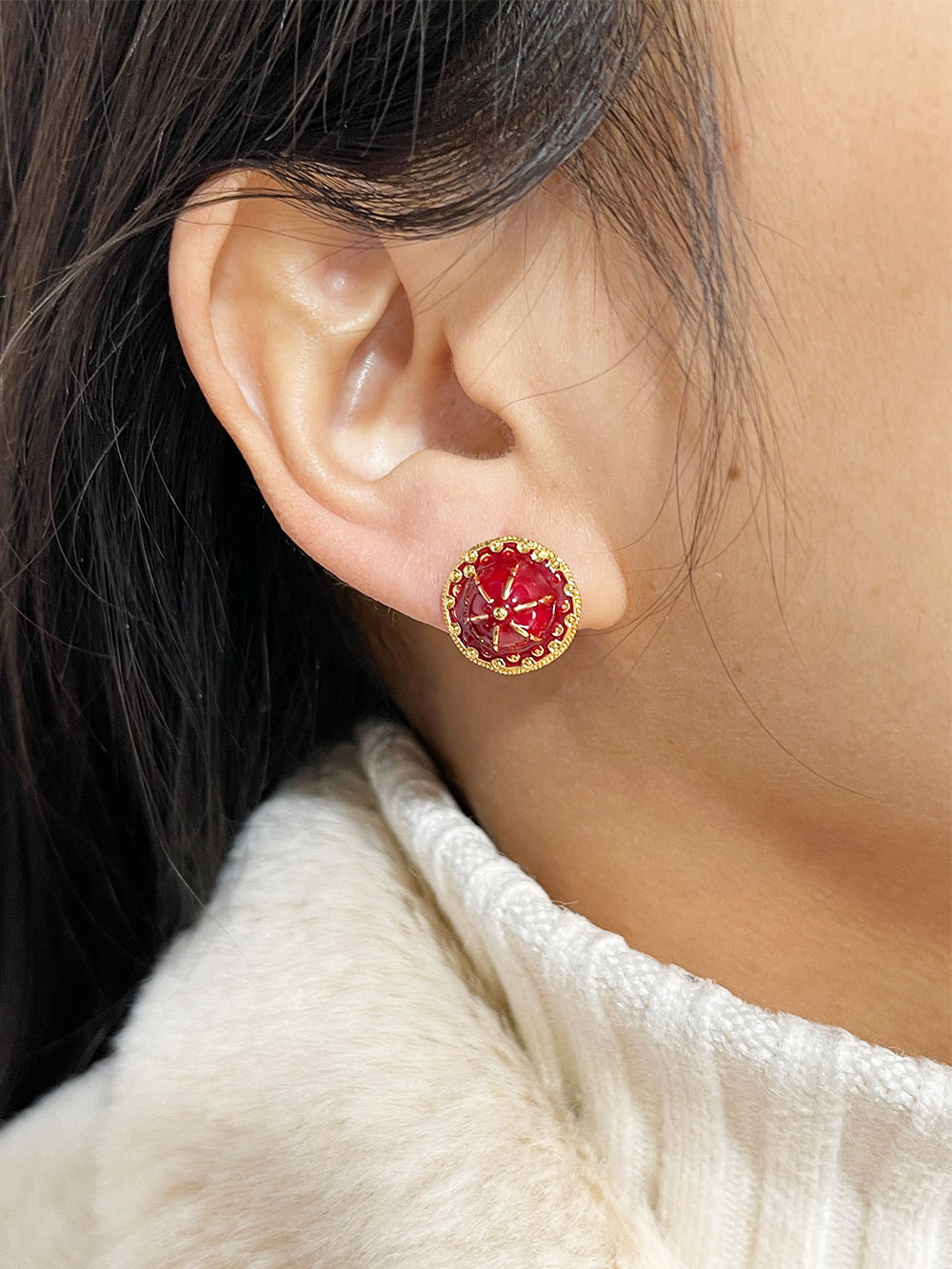 Simple Style Crown Copper Enamel Plating Ear Studs 1 Pair