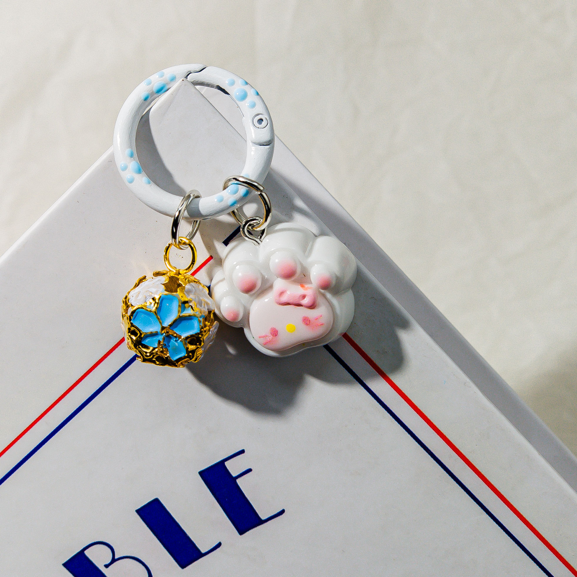 Drum Bell K43 Cute Cartoon KT Cat Claw Keychain Color Bell Student Girl Heart Bag Pendant Girlfriend Love