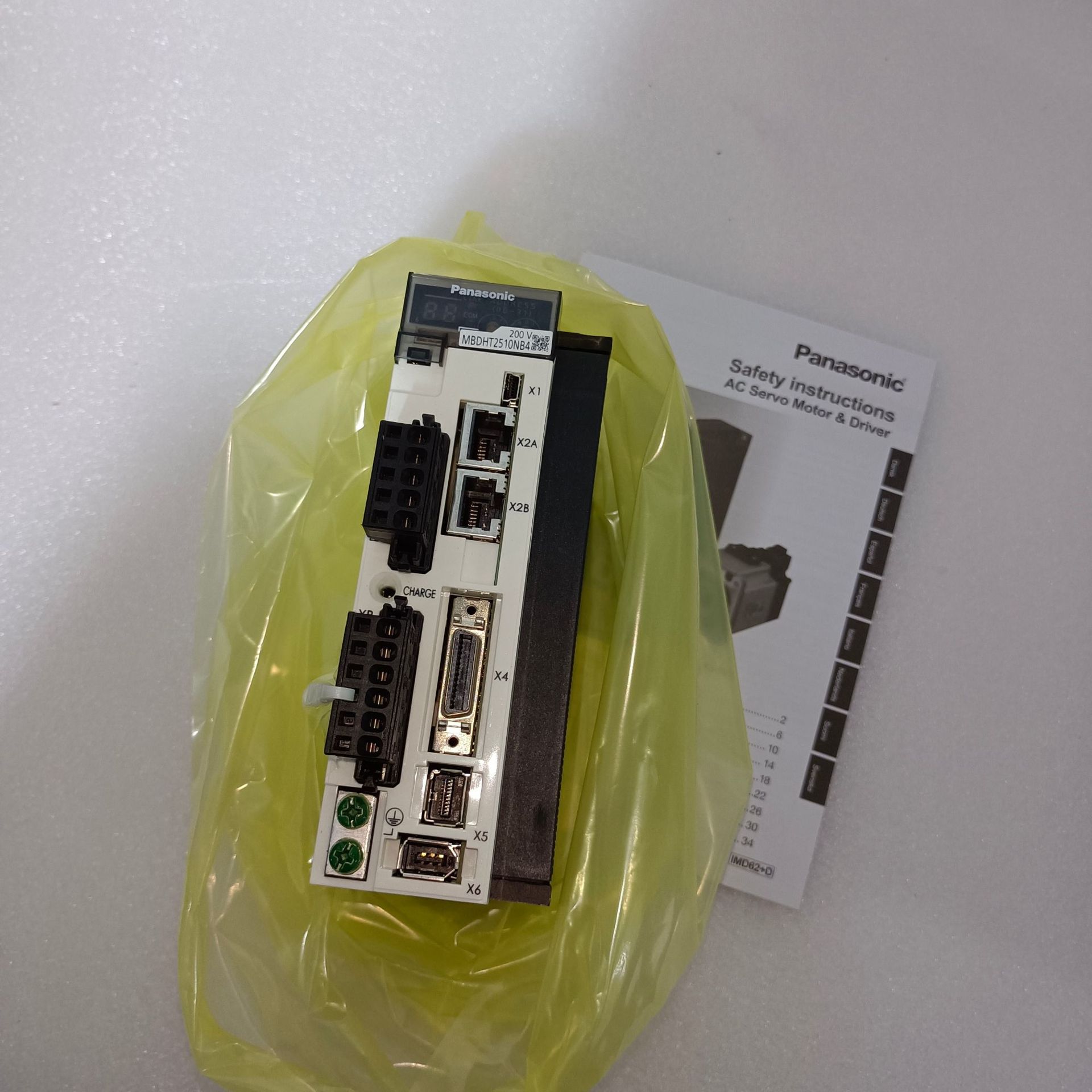 全新松下伺服电机MSMA012A1G/MSMA012A1A/MSMA012A1E/MSMA012A1C