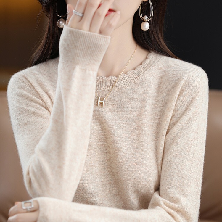 Solid color sweater women's autumn and winter lace round neck long sleeve sweater 2023 new fashion warm base shirt wholesale