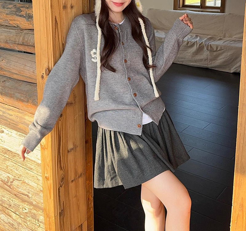 韩系绿色花朵刺绣长袖上衣针织毛衣女装秋季小众百搭休闲开衫外套|undefined