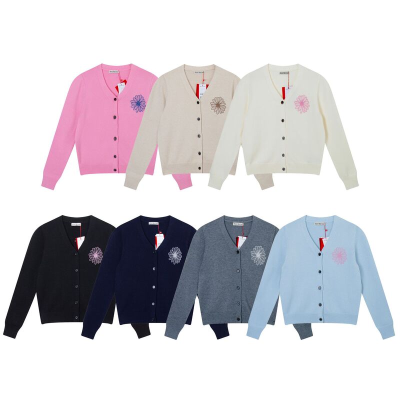 Correct Version of Mardi Trendy Brand Autumn and Winter Series Small Daisy Embroidered V-Neck Cardigan Casual Long-Sleeved Women's Knitted Sweater