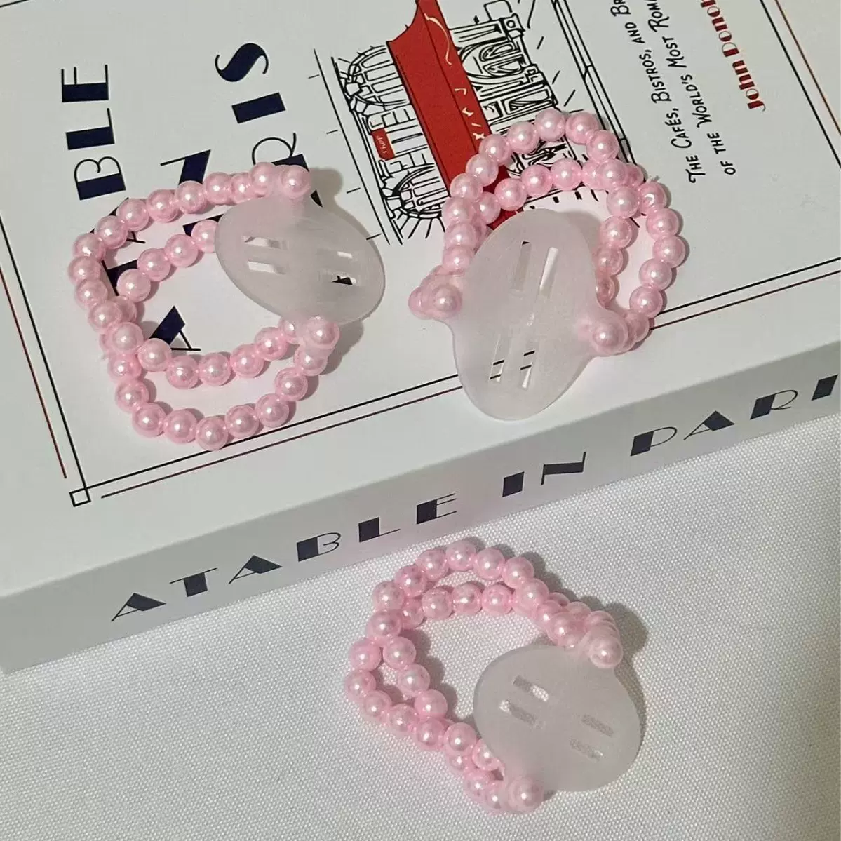 伴娘粉色珍珠手腕花手环珍珠链腕花托珍珠蕾丝花边花托婚庆用品