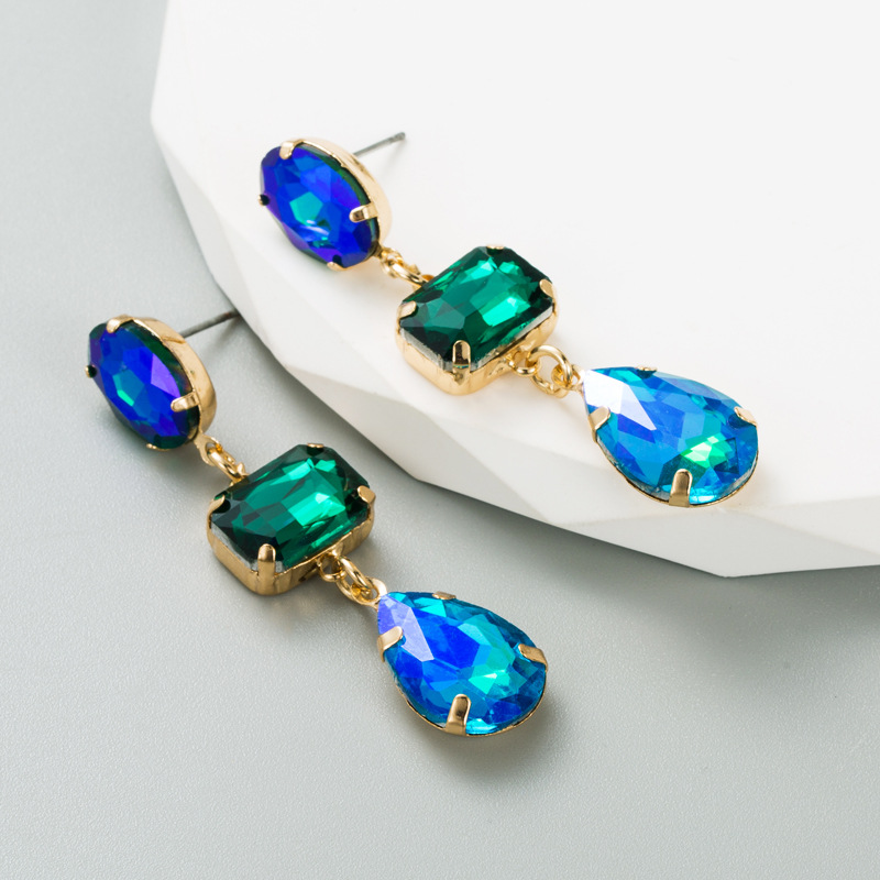Alloy Ear Needle Material Fashion Geometric Alloy Rhinestones Women's Earrings 1 Pair
