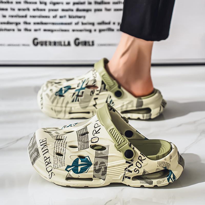 2025 nuevas zapatillas Baotou de verano para hombres, sandalias antideslizantes de dos manos, pisando mierda, zapatos con agujeros en la playa para hombres