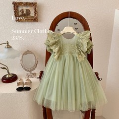 Little girl's summer dress with pearl lace fairy skirt. Baby girl's fashionable lace puff sleeves and puffy mesh princess dress.