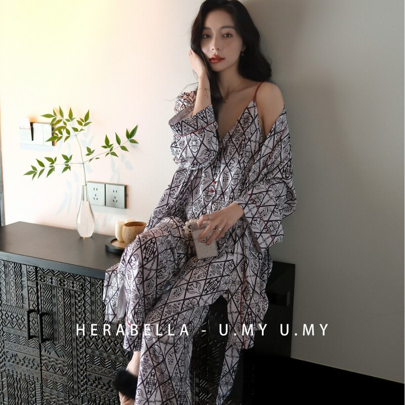 Hera Bella Spring and Autumn High-End Luxury French Style Black Grid Ice Silk Strap Nightgown Sexy Pure Desire Three-Piece Pajama Set Hera Bella Spring and Autumn High-End Luxury French Style Black Grid Ice Silk Strap Nightgown Sexy Pure Desire Three-Piece Pajama Set