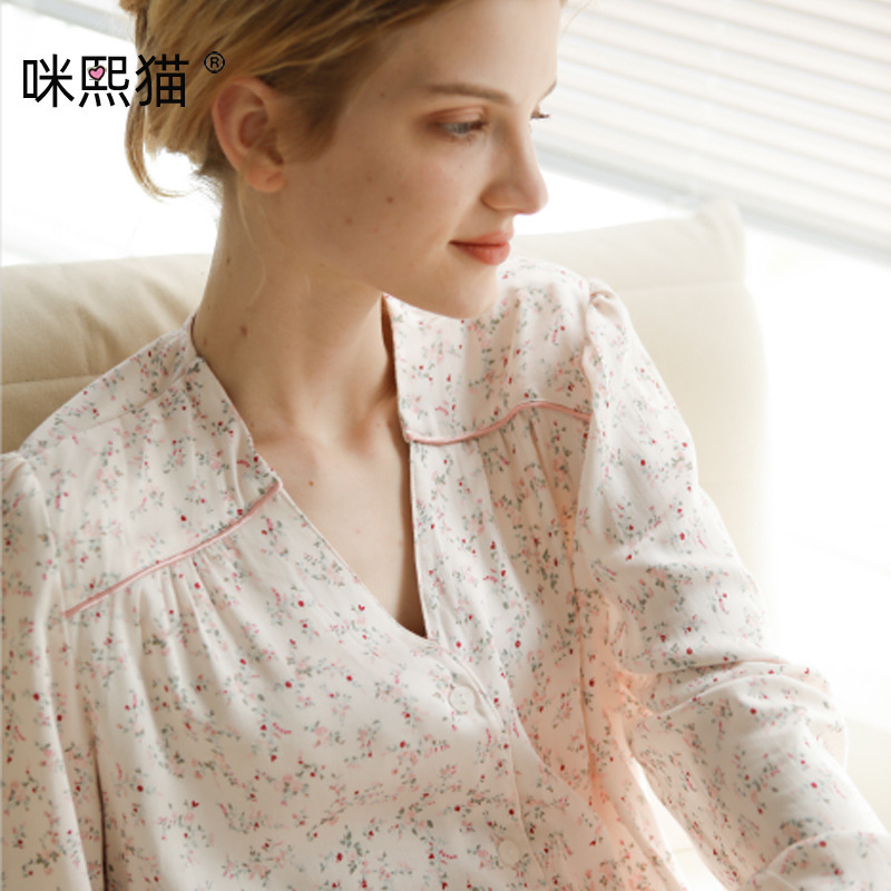 Mi Xi Mao Four Seasons Rayon Satin Soft and Plaid Pastoral Style Small Floral V Neck Long Sleeve Trousers Pajamas Set Mi Xi Mao Four Seasons Rayon Satin Soft and Plaid Pastoral Style Small Floral V Neck Long Sleeve Trousers Pajamas Set