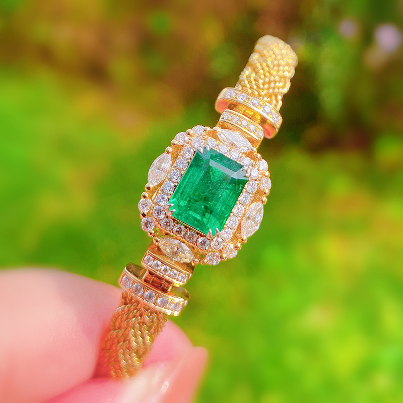 Italian vintage hand-woven gold imitation Zambian emerald bracelet luxury full diamond open bracelet wholesale Italian vintage hand-woven gold imitation Zambian emerald bracelet luxury full diamond open bracelet wholesale