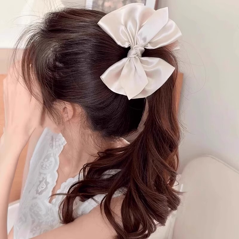 サテンデザインビッグリボンバナナクリップヘアピンスーパー妖精水平クリップヘッドバンド誕生日雰囲気ヘアアクセサリー女性用|undefined