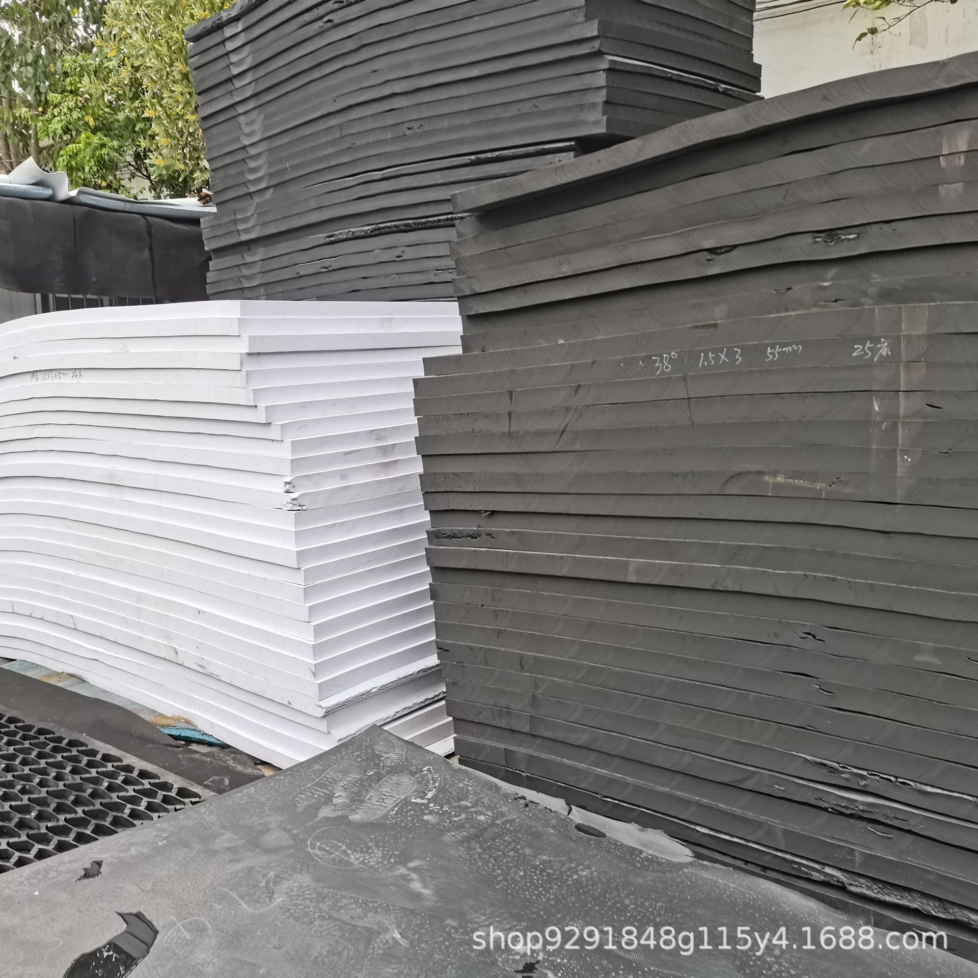 d79106d46f9f124c3a5d6a24430c69