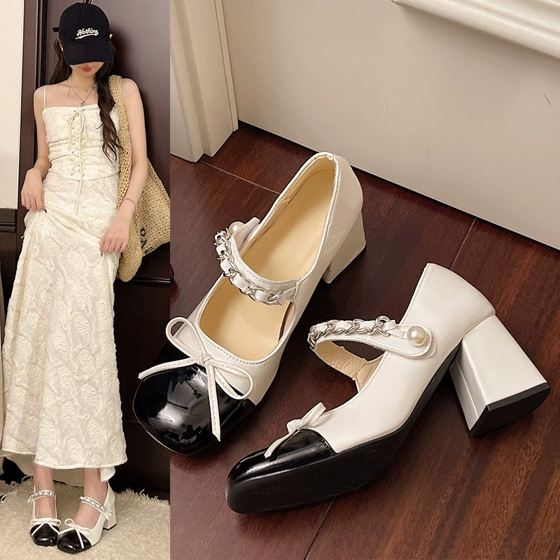 Летние новые туфли Мэри Джейн 2025, летние новые французские цветные туфли с бантом и жемчугом на одной лямке.
