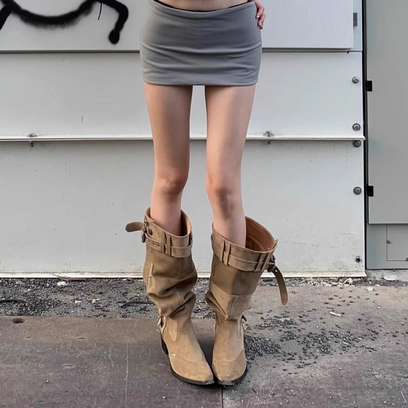 现货秒发！不过膝长靴女卡其色绒面尖头靴子女粗跟显瘦褶皱堆堆靴|undefined