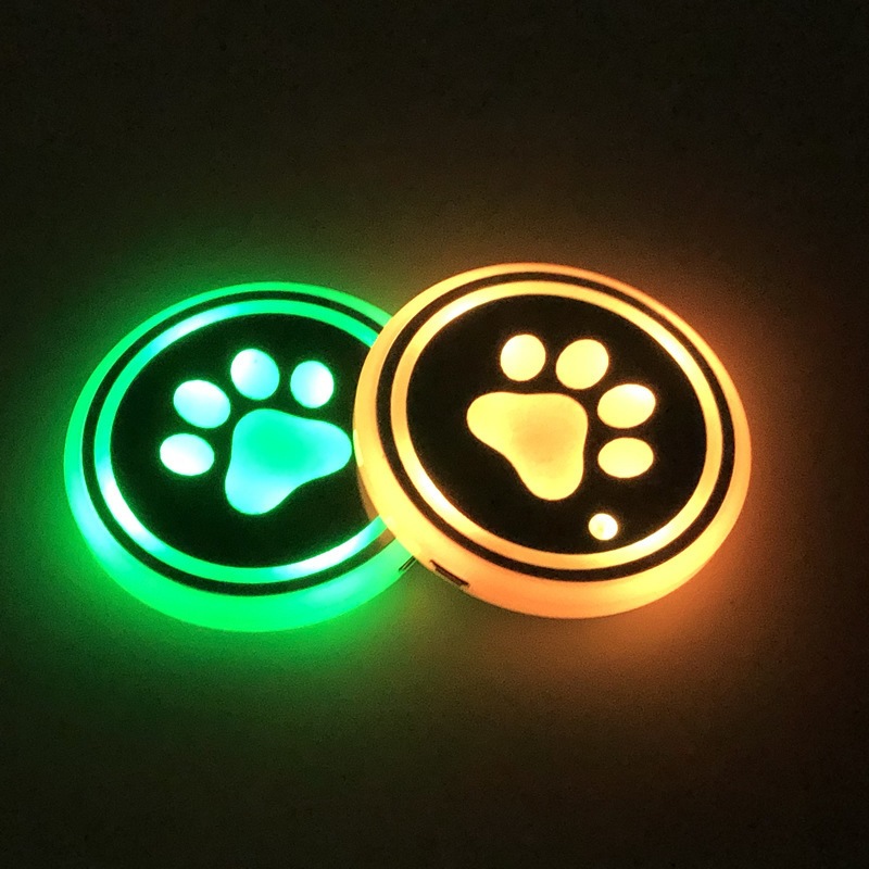 Garra de gato cojín de taza de agua luminosa de automóvil LED luz de atmósfera inductiva colorida cojín de taza de agua cojín de taza de agua