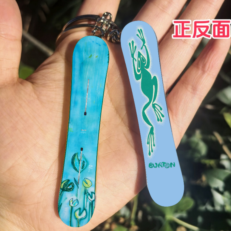 スキー人と同じ滑り板雪板アクリルキーホルダー両面ストラップミニかわいい雪友スポーツプレゼント