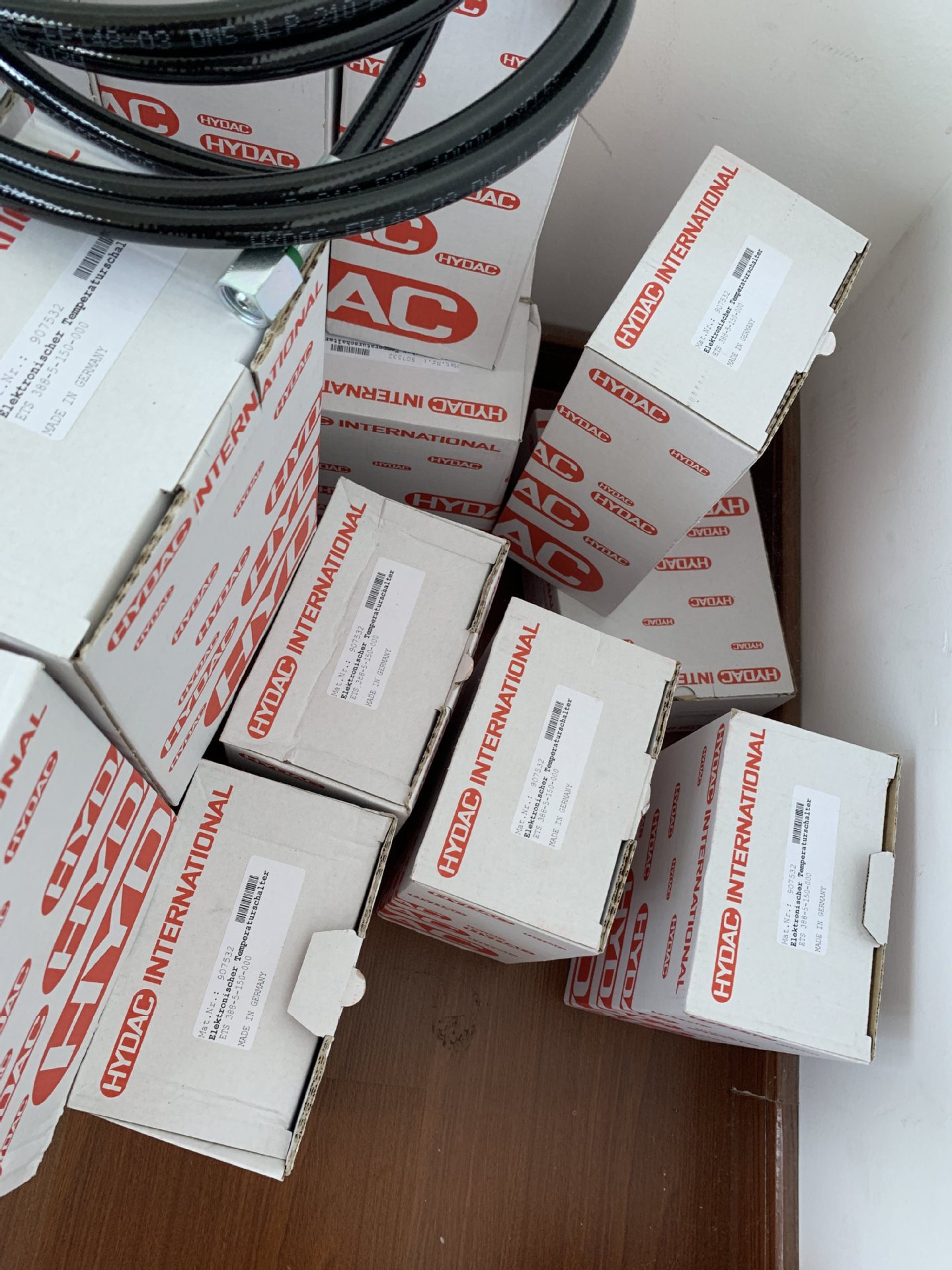 德国贺德克HYDAC压力传感器HDA4445-A-250-000当天发货