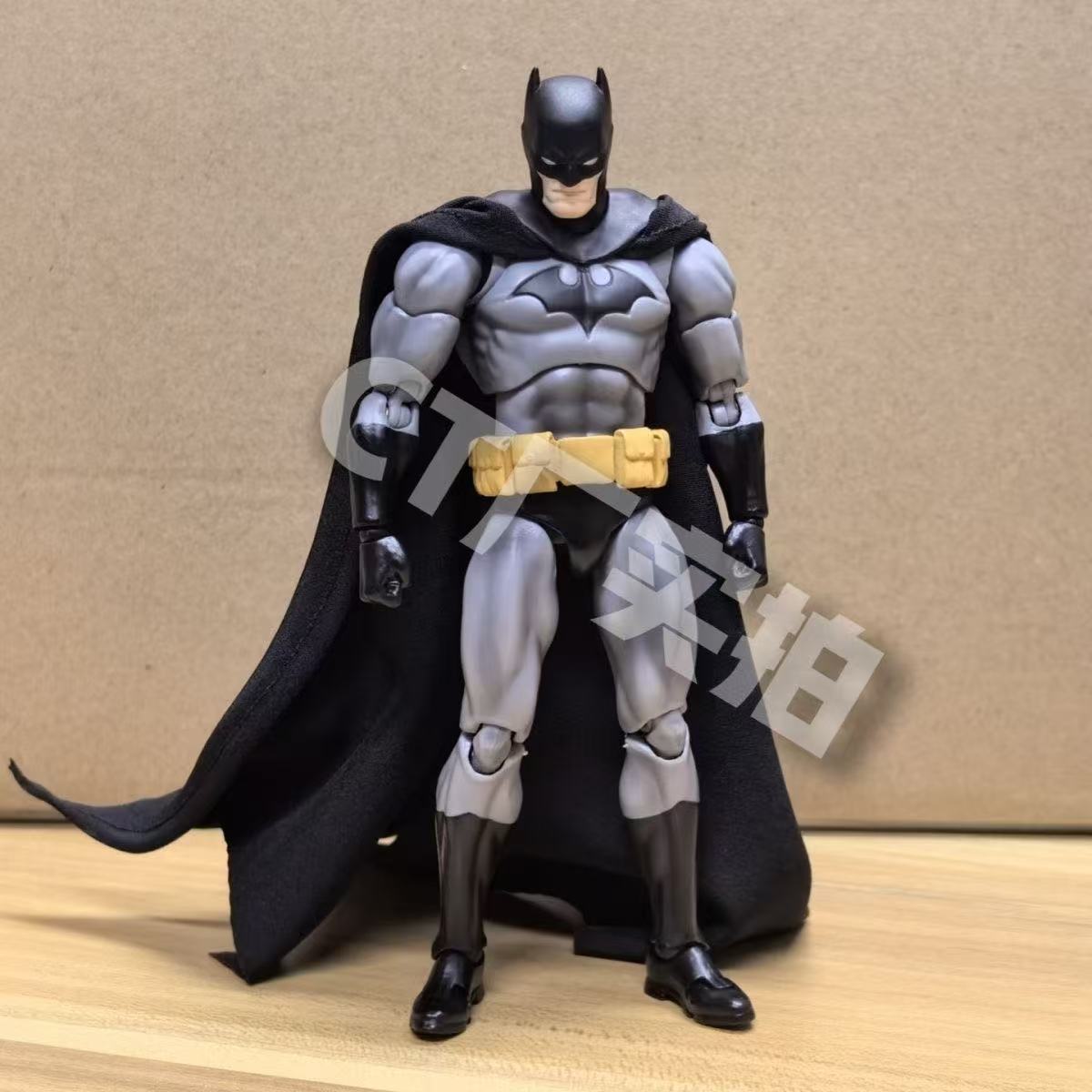 CT MAFEX 126 Batman Hush Black Actionfigur im Comic-Stil, Modell, Desktop-Ornament, Sammlerstück, Spielzeug, Fan-Geschenk zum Geburtstag, Feiertagsgeschenk – Detail 3