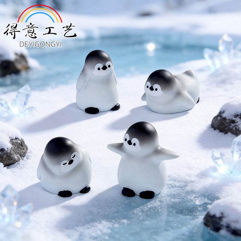 Miniature Cute Penguin Figurines Resin Crafts Cartoon Animal Desktop Decorations Small Ornaments