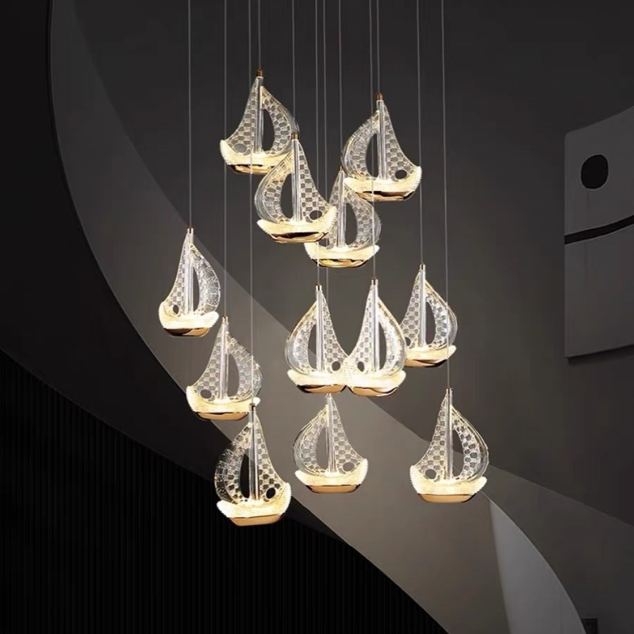 Lámpara de escalera simple y creativa nueva casa de estilo chino complejo villa hueca sala de estar giratoria vacía una vela a la luz de la vela