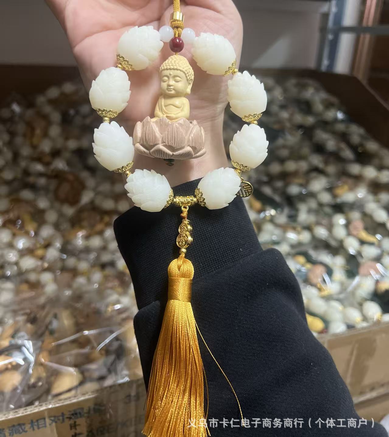 Tiktok Popular Lotus Little Buddha Car Pendant, Baby Buddha for Car Rearview Mirror, Good Luck Charm, Peach Wood Car Decoration