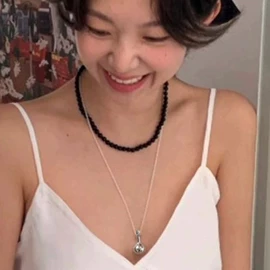 项链;耳环;耳钉