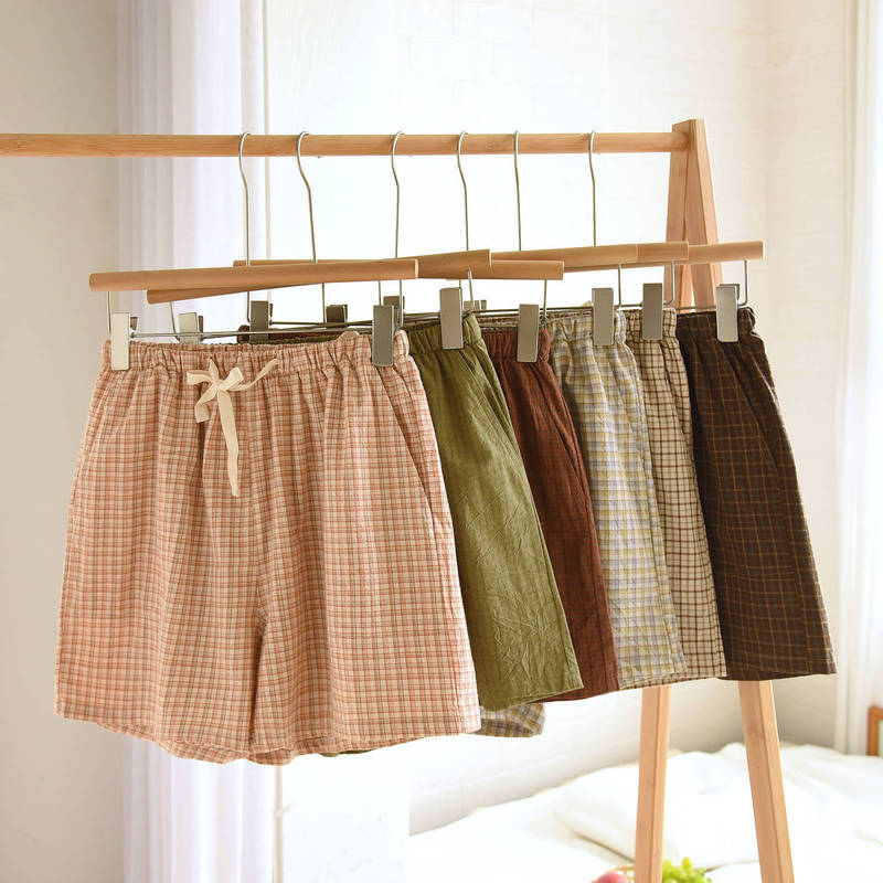 All-Cotton Summer New Style Shorts for Women, Washed Cotton Thin Sleep Pants, Beach Shorts, Three-Quarter Length Casual Plaid Home Pants All-Cotton Summer New Style Shorts for Women, Washed Cotton Thin Sleep Pants, Beach Shorts, Three-Quarter Length Casual Plaid Home Pants