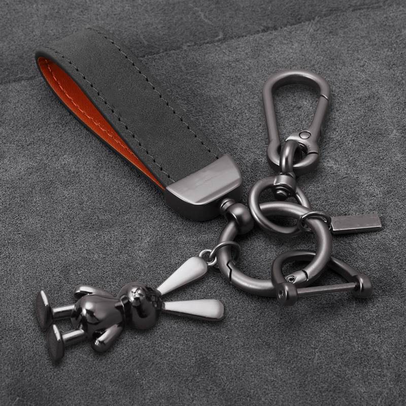 Popular de alta gama llavero de coche conejo colgante pareja llavero de negocios llavero coche especial herradura hebilla