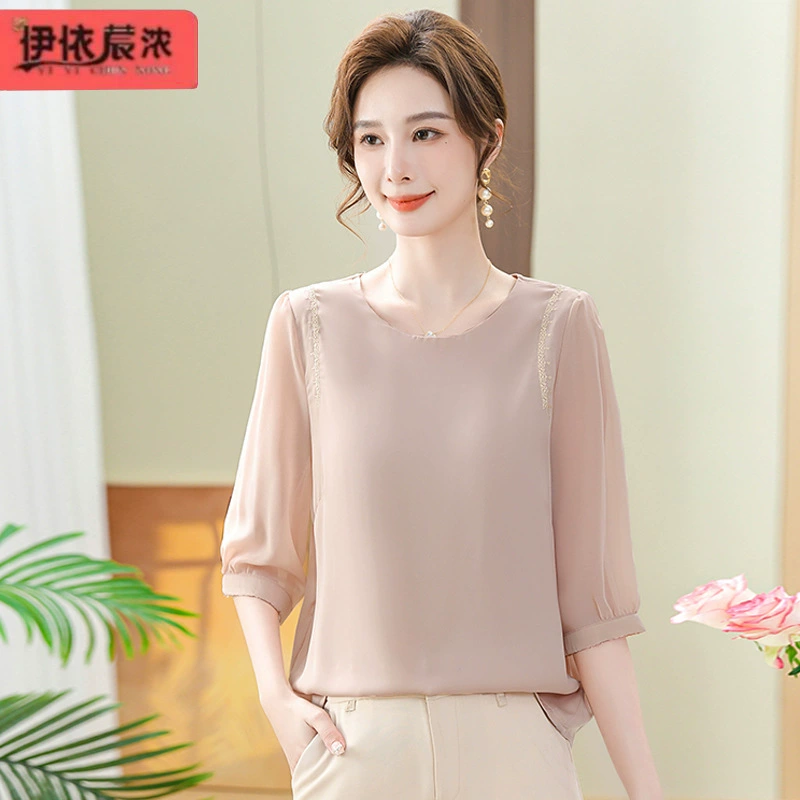 Летняя мама одеваются сплошной цвет простой футболки с короткими рукавами топ 40-летняя женщина среднего возраста элегантная белая рубашка с круглым вырезом