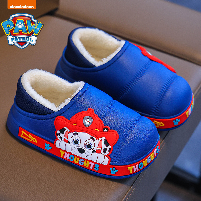 Zapatillas de algodón para niños del equipo Wang Wang, tacones de bolso para niños, zapatillas impermeables de interior para niños de invierno, zapatos de algodón para bebés para el hogar cálidos