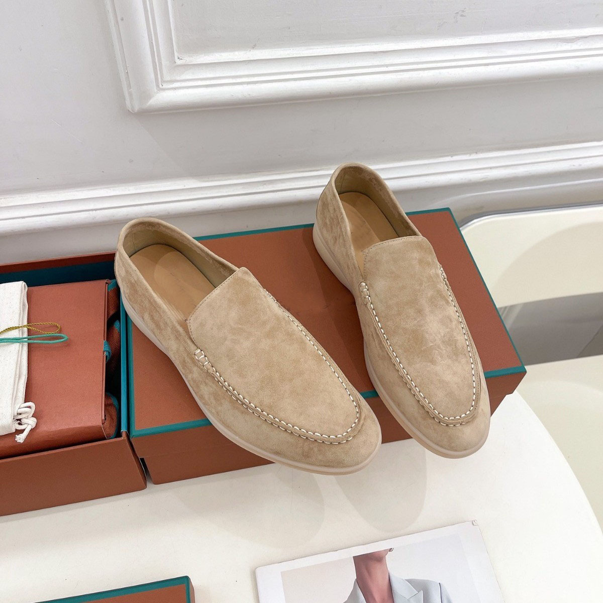 Mocasines de cuero genuino para hombre, sin cordones, para caminar en verano, zapatos planos de talla grande para mujer