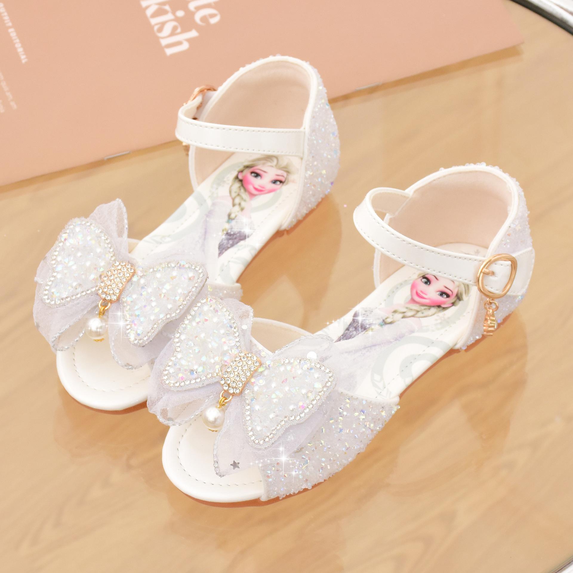 Fábrica al por mayor de los niños zapatos de cristal zapatos de verano Aisha princesa zapatos de bebé de fondo suave sandalias de las niñas zapatos congelados