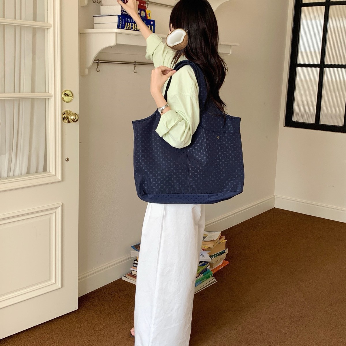 Polka Dot Fashion Niche Commuter Large-Capacity Tote Bag 2026 Printed Nylon Handbag Office Worker Computer Bag Collection