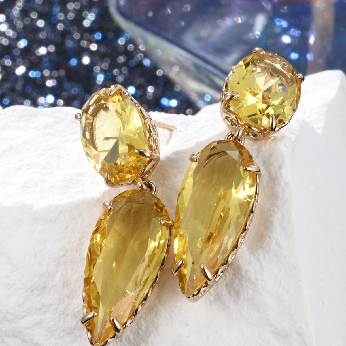 Joyería de Xuking colorido tesoro serie simple geométrico joya artificial pendientes en forma de gota pendientes femeninos de moda europea y americana femenina