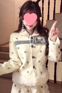 ���಼�� �ճ�ǧ�����������¿�c����ȹë�������ﶬ�ɼ���Ů