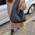 2025秋冬新款抽绳菱格羽绒包大容量单肩斜挎托特包棉服包腋下包女