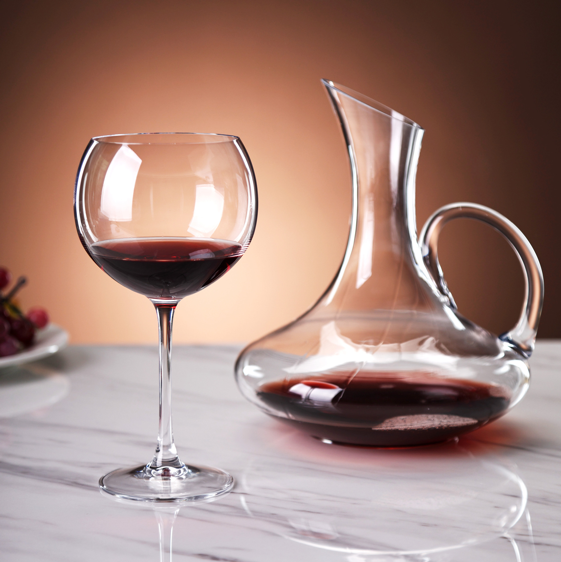 Hemisférico tazas de alto pie tazas de vino de gran capacidad tazas de vino tazas de vidrio tazas de champán tazas de cóctel impresión LOGO al por mayor