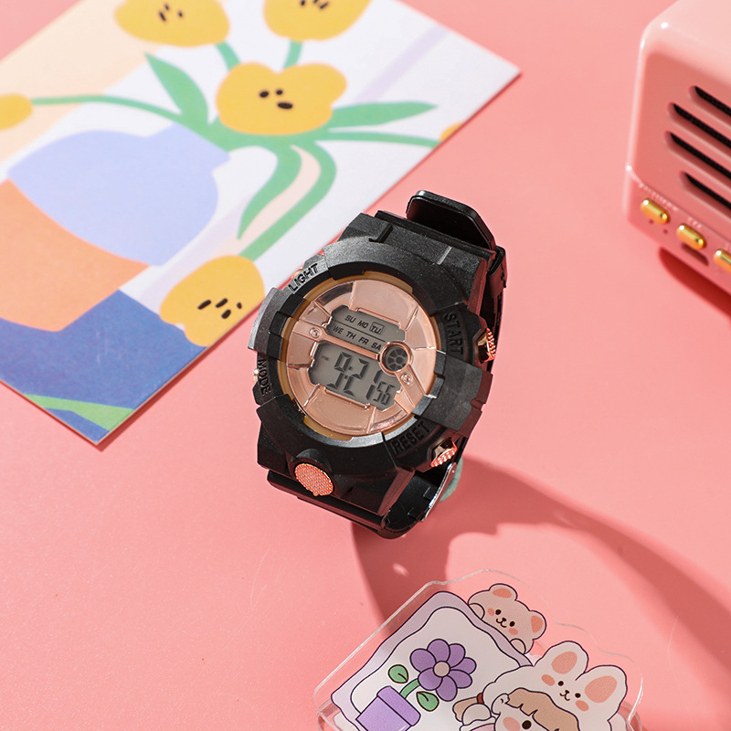 Nuevo reloj electrónico de colores dulces para mujer, multifuncional, luminoso, moderno, elegante, reloj electrónico para estudiantes, venta al por mayor del fabricante para hombres
