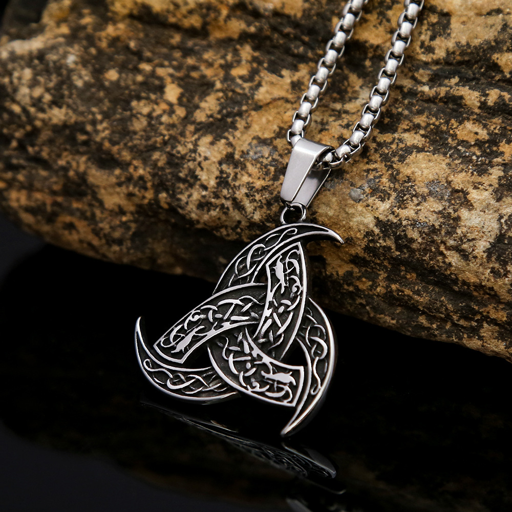 Viking Sun Totem Compass Triangle Necklace Titanium Steel Pendant_voghion.com