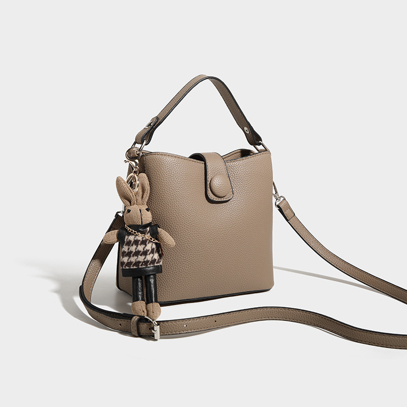 Women's Handbags 2025 Spring/Summer New Fashion Versatile Bucket Bag Luxury Shoulder Crossbody Handbag - Thumbnail 2