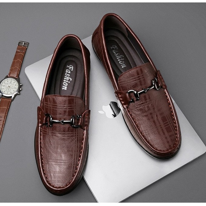 Zapatos de cuero para hombres, zapatos de negocios británicos, zapatos transpirables, zapatos casuales suaves, zapatos de pie para hombres, zapatos planos.