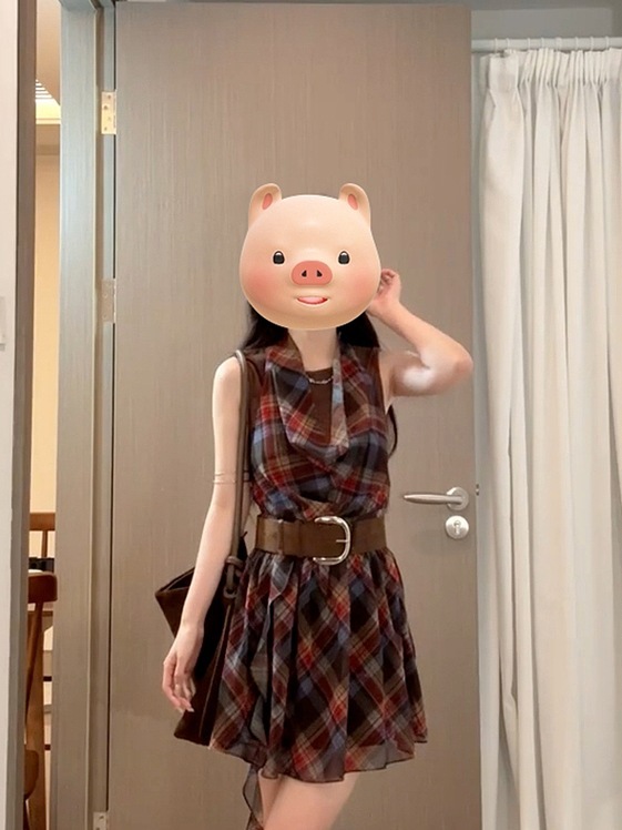 美式复古辣妹荡领挂脖连衣裙子女夏季2025新款小个子格纹气质短裙|undefined